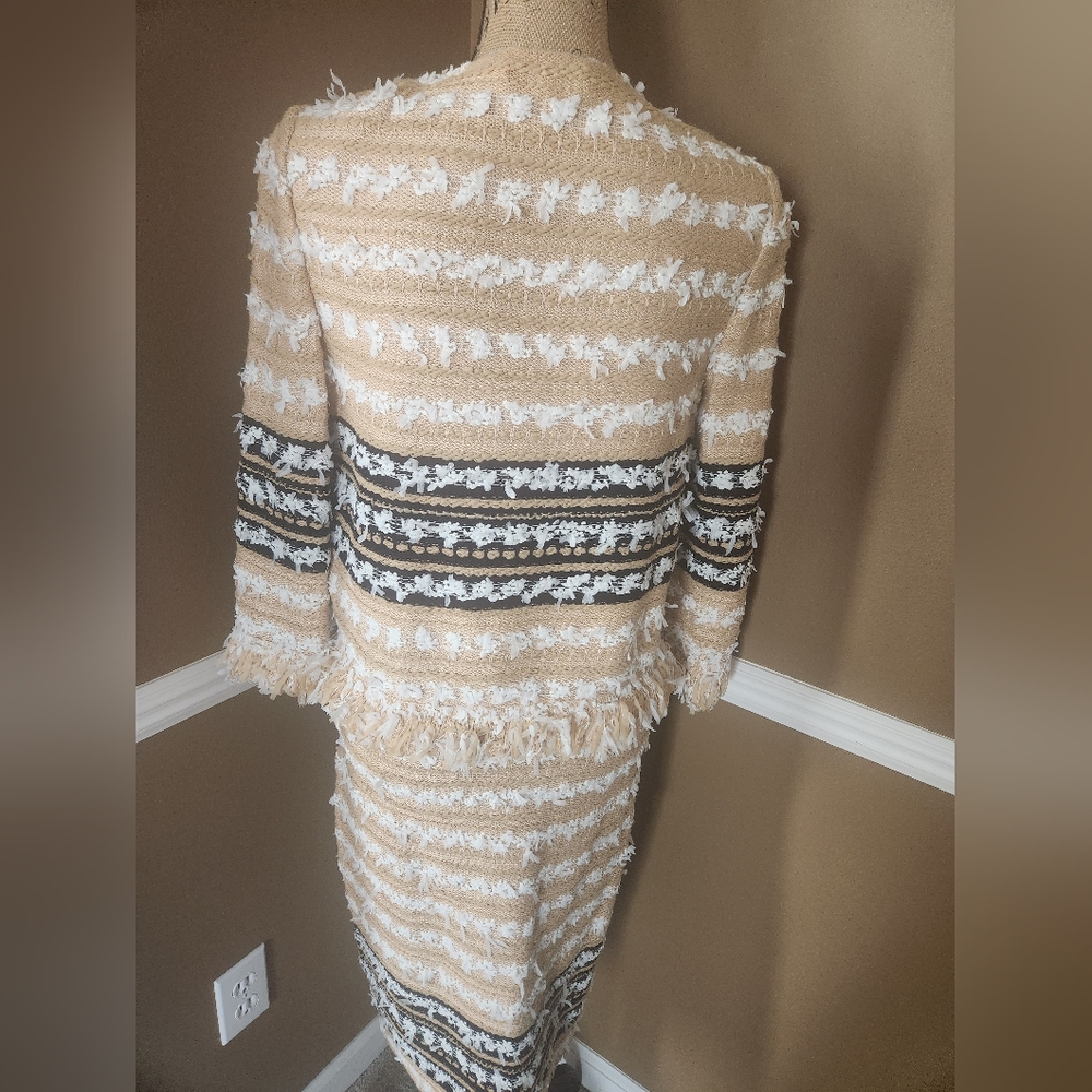 NWOT St John Matching Boho Skirt Suit Small - Picture 3 of 11